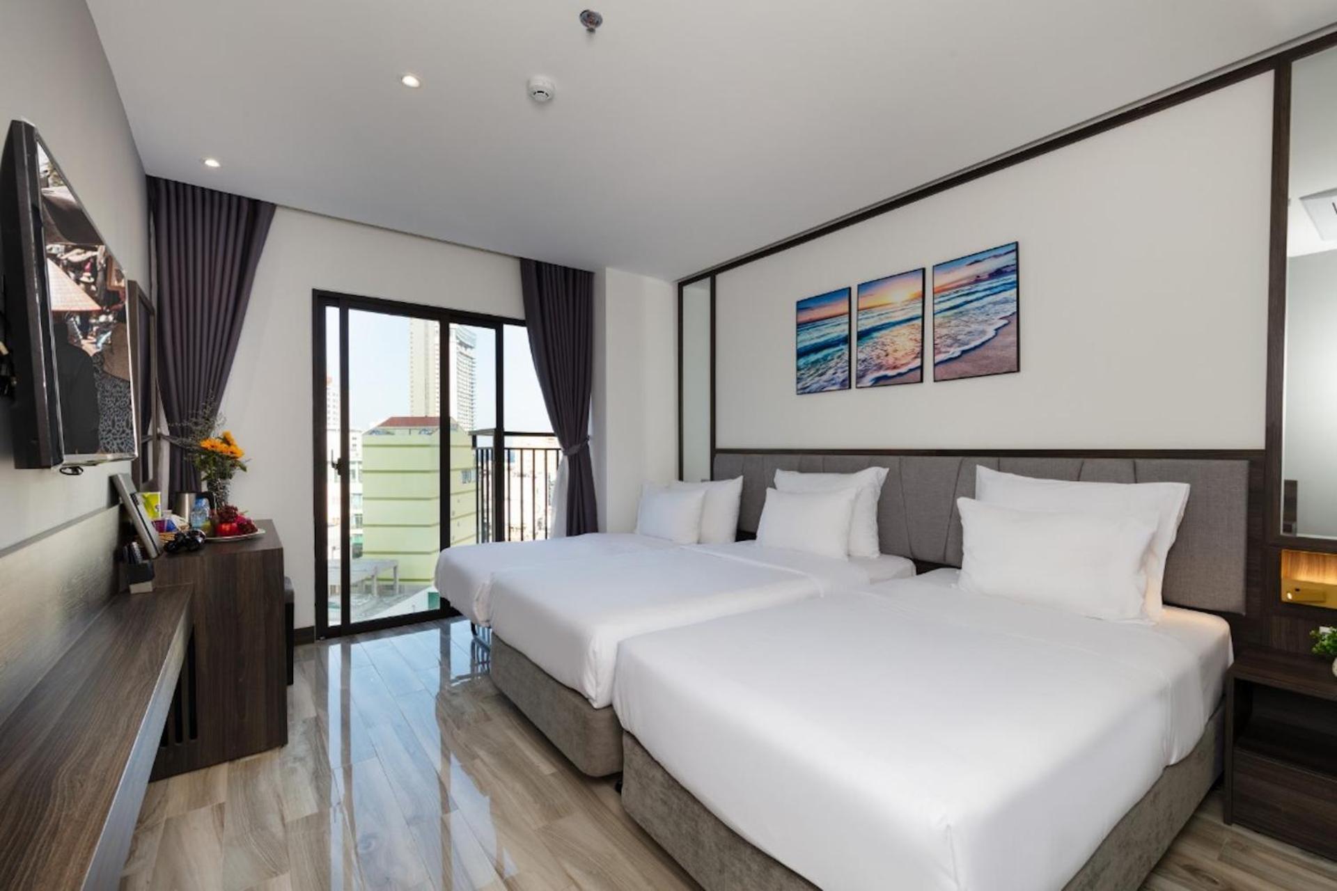 Ivy Hotel Nha Trang Extérieur photo